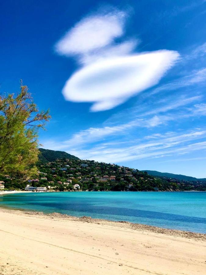 Residence Le St James Le Lavandou Exterior foto